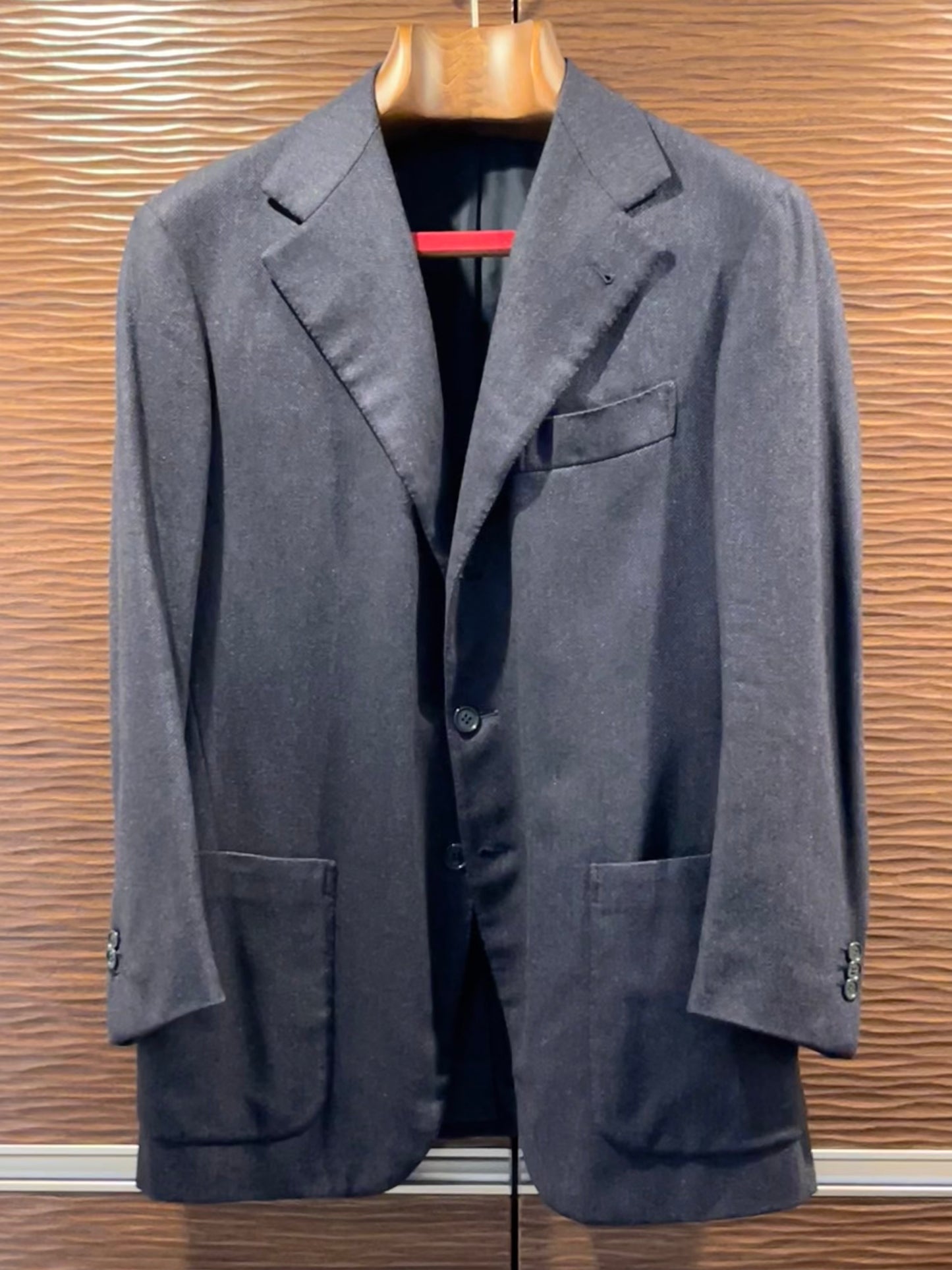 究極の「普通」、Simple &Chic なNavy Jacket