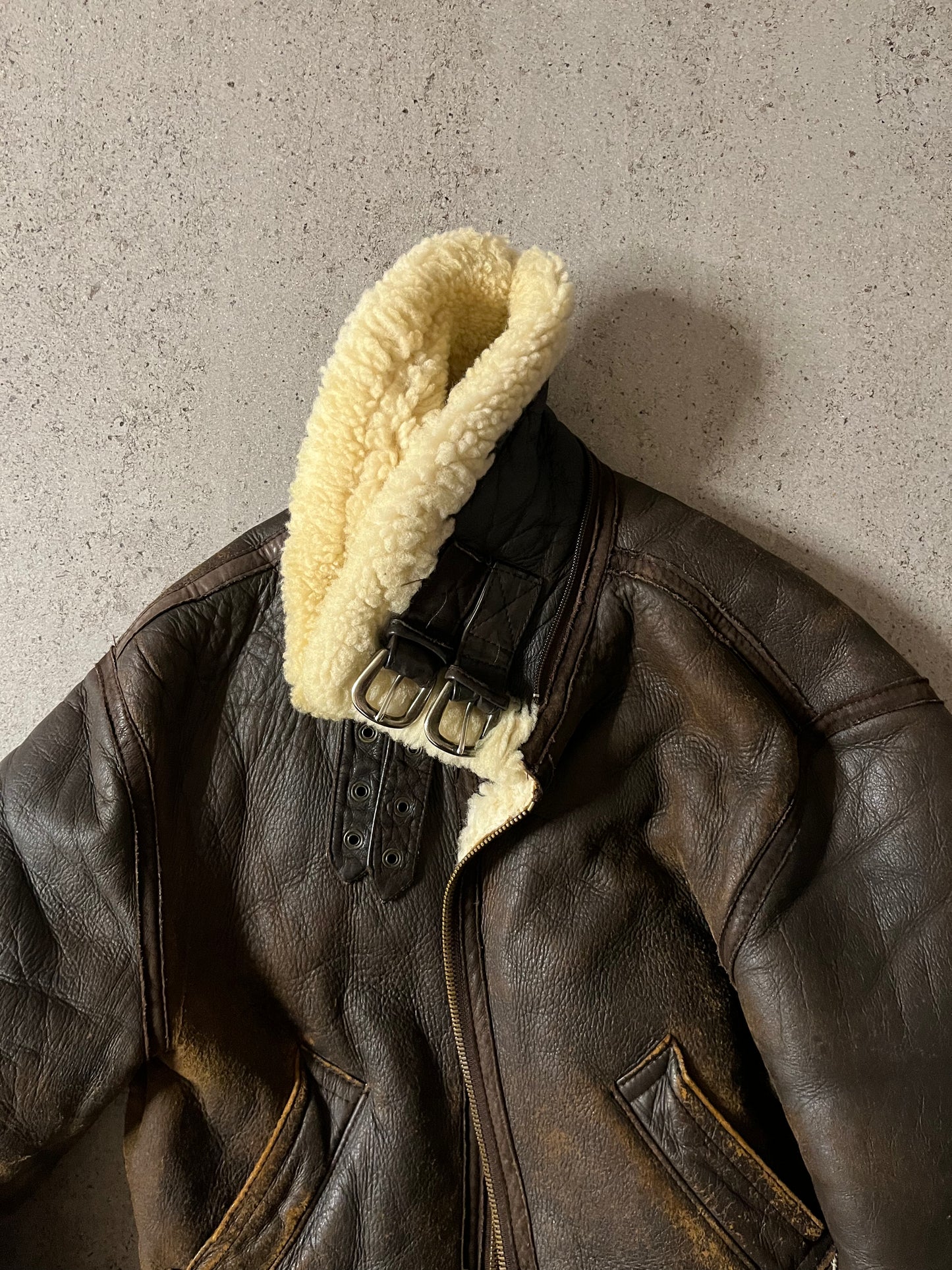 ジジイのVintage Mouton Bomber Jacket