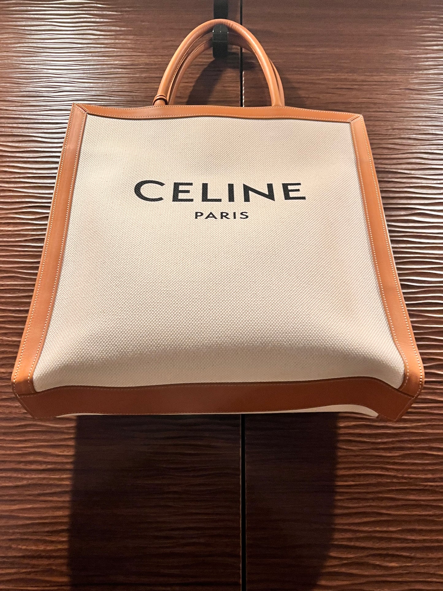 CELINE TOTO BAG / VERTICAL CABAS