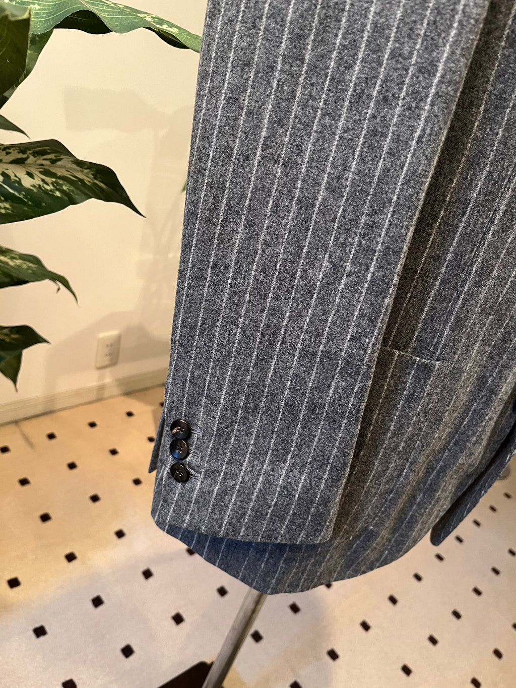 ジジイのLight Grey Flannel Pinstripe Suit