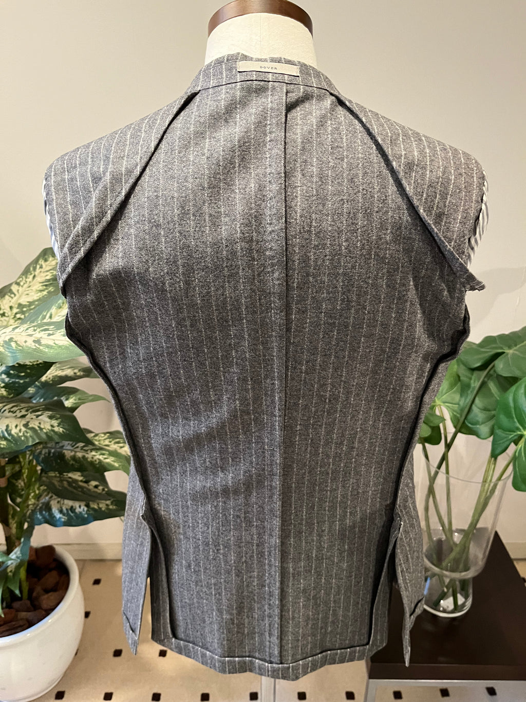 ジジイのLight Grey Flannel Pinstripe Suit